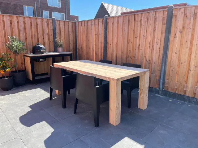 NordXL Douglas tafel met blokpoten Daley