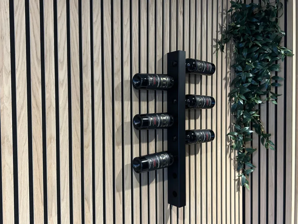 Steelful VINOVA Wijnrek - Zwart / 8 Flessen - 76 cm (Lengte)