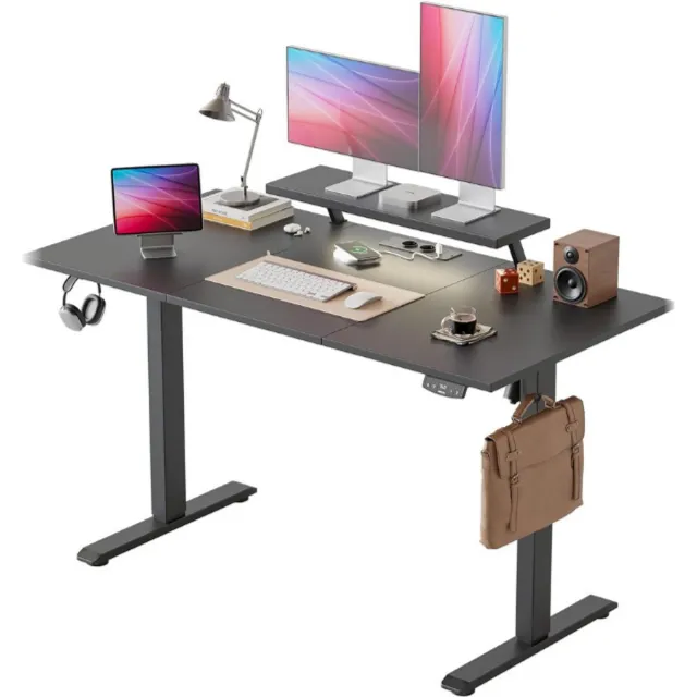 Agilestic Elektrisch in hoogte verstelbaar bureau 140 x 60 cm met beweegbare monitorstandaard, LED-lichtbalk en USB-poort, staand bureau met 3-delig tafelblad, computertafel, zwart