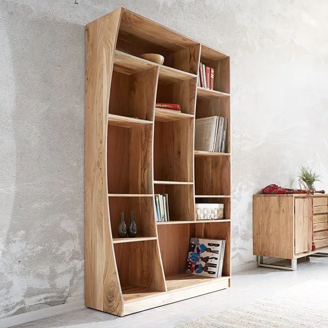 DELIFE Massief houten boekenrek live-edge hout acacia natuur 121 cm rechts staande boekenrek Bruin