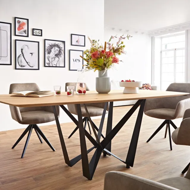 DELIFE Eetkamertafel Edge Boot eiken natuur 200x100x2,5-3 Spider staal zwart Zwitserse rand Bruin