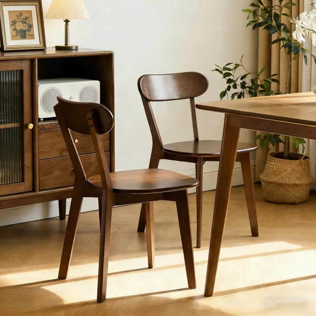 VVBV Eetkamerstoel – Gestoffeerde Eetkamerstoel – Mid-Century – Modern Design – Massief Hout – Waterbestendig – Voor Woonkamer – Walnoot