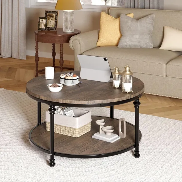 Triumpunpre Ronde Salontafel met Klassieke Zuilpoten - 77x77x48cm - Koffietafel Landelijke Stijl - 2 Lagen met Open Opbergplank - Metalen Frame - Voor Woonkamer - Bruin